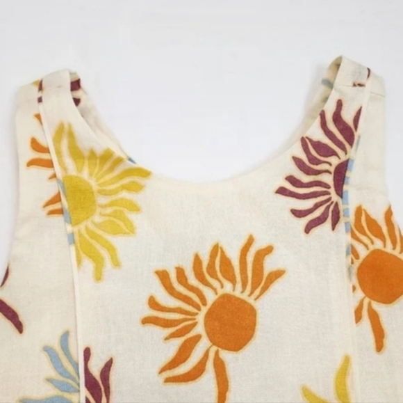 Zara Sleeveless Open Back Blouse - Picture 3 of 5